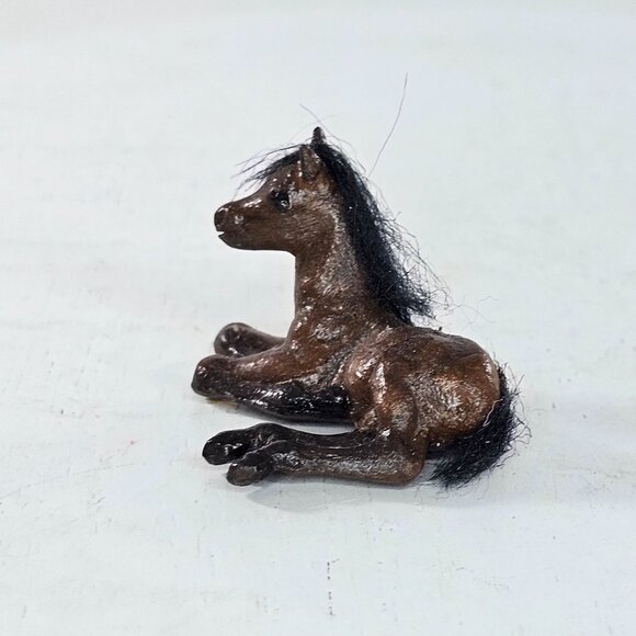 Custom Breyer Stablemate Horse Lying Down Thoroughbred Foal Bay Faux Mane Tail - Picture 7 of 8
